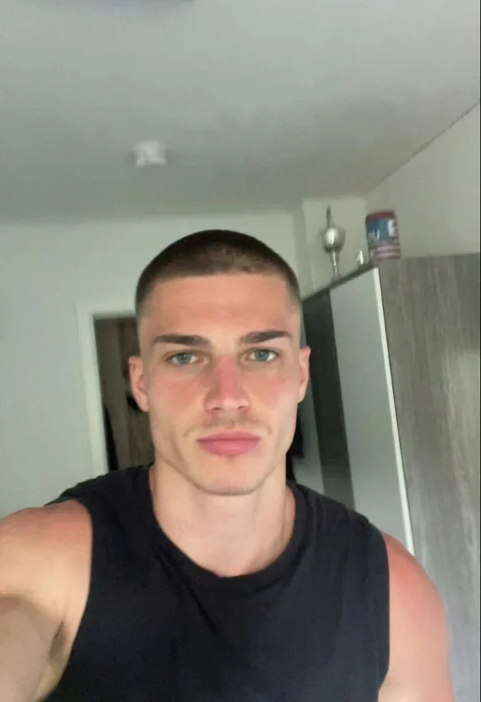 8 Guard Buzz Cut White Boy