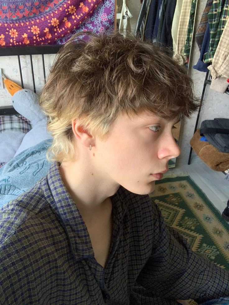 Textured Shaggy Haircut